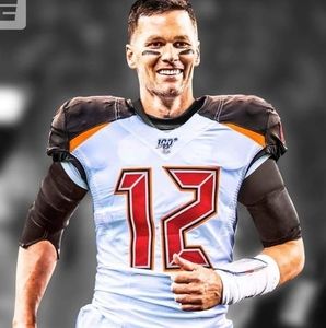 Meet your Posher, Lewis